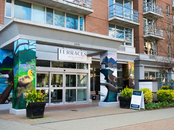 1570 W 7th Ave #1001, Vancouver, BC V6J 5M1