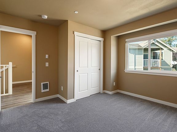 5th image of 2171 Sunnybrook Ln #102