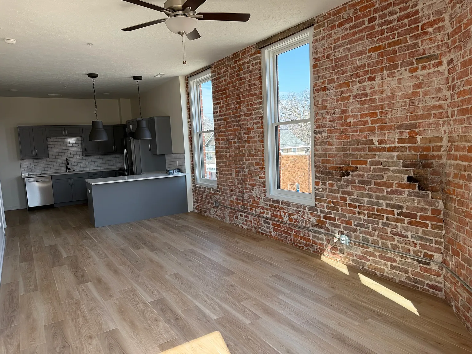 2 bed, 753 sqft, $1,500 — Photo 3