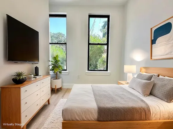 1118 Willoughby Avenue image 7 of 16