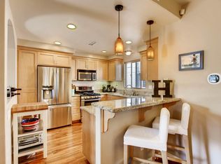 1011 Sapphire St, San Diego, CA 92109
