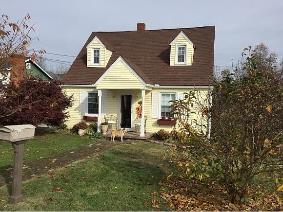 1st image of 184 Crescent Dr
