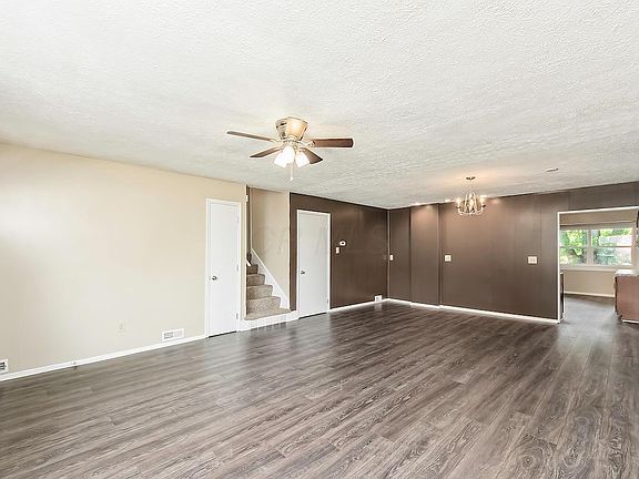 4th image of 8456 Conbrook Ct