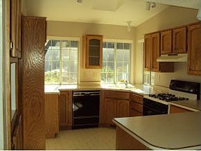 2nd image of 4684 N Sheridan Ln