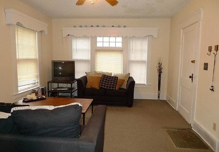 436 Columbus Ave #2 — Photo 4