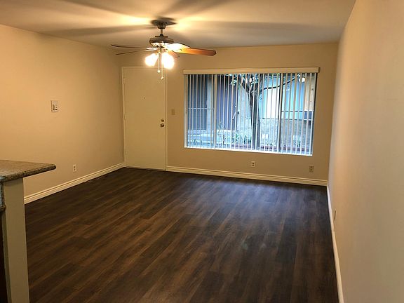 3rd image of 11924 Louise Ave APT 4