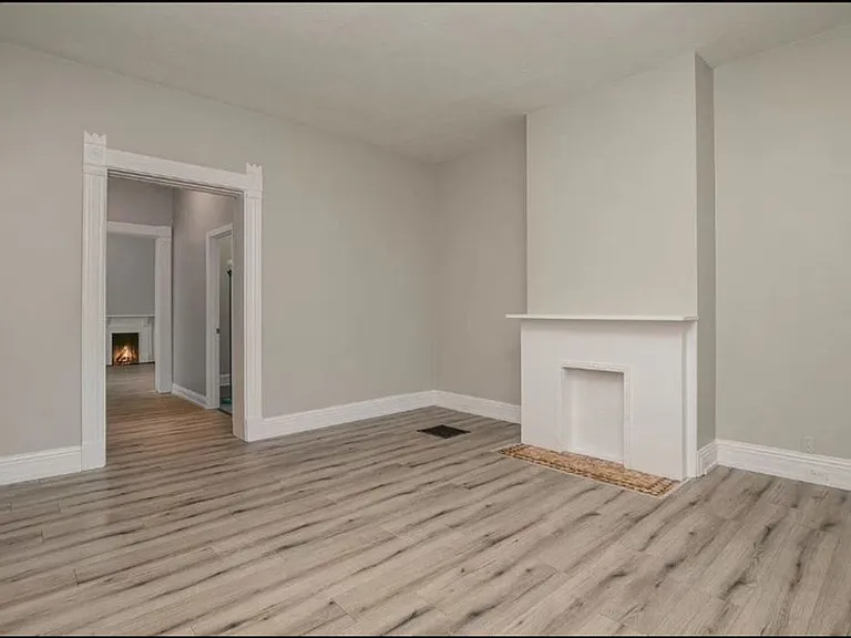 1811 Scott Blvd #1 — Photo 5