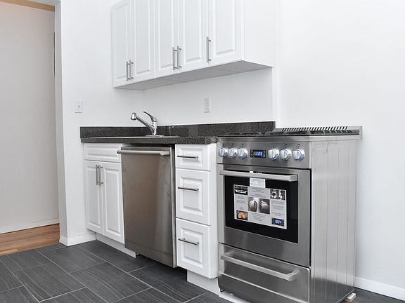 2nd image of 506 W 170th St APT 19
