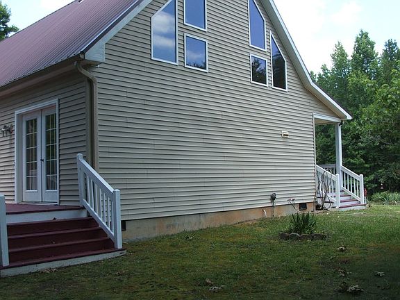5th image of 300 Sondra Ln