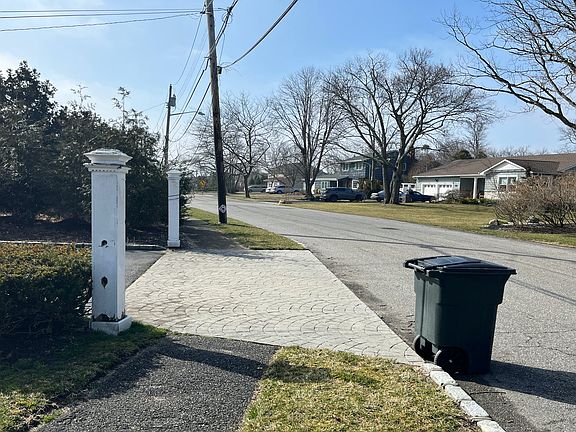 5th image of 26 Sequams Ln W