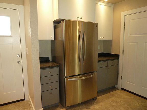 5th image of 4608 Brassiewood Dr