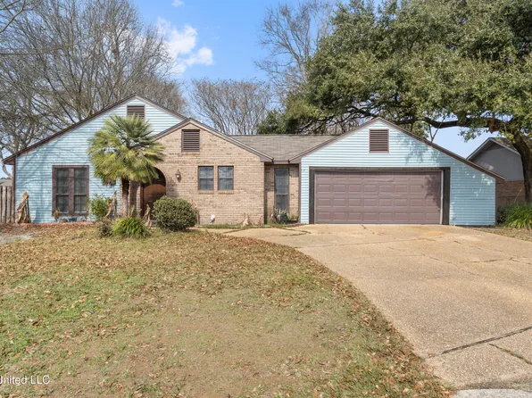 1986 Bayside Dr, Biloxi, MS 39532