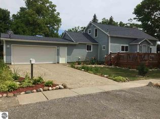 202 W Seaver St, Ithaca, MI 48847