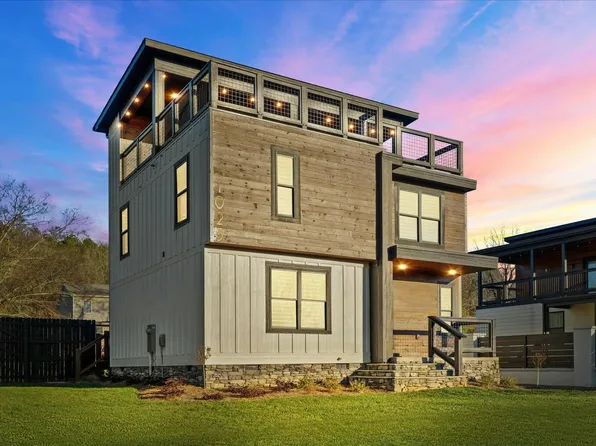 1025 Candlewick Ct, Dalton, GA 30720