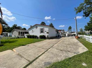 1319 Ridgewood Dr, Lillian, AL 36549