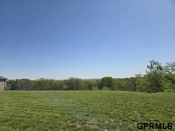 4219 Windward Dr, Plattsmouth, NE 68048