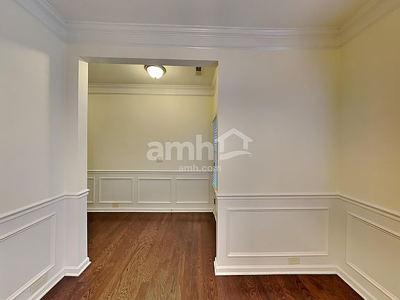 4th image of 105 Hickory Village Cir