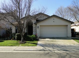 9032 Fernway Ct, Elk Grove, CA 95758
