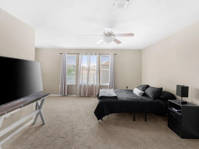 6708 Glebe Path — Photo 24
