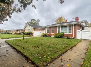 16022 Gauger Ave, Harvey, IL 60426