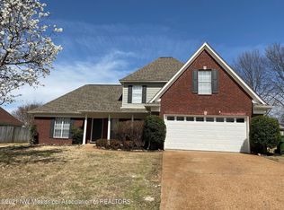 2124 Kindlewood Dr, Southaven, MS 38672