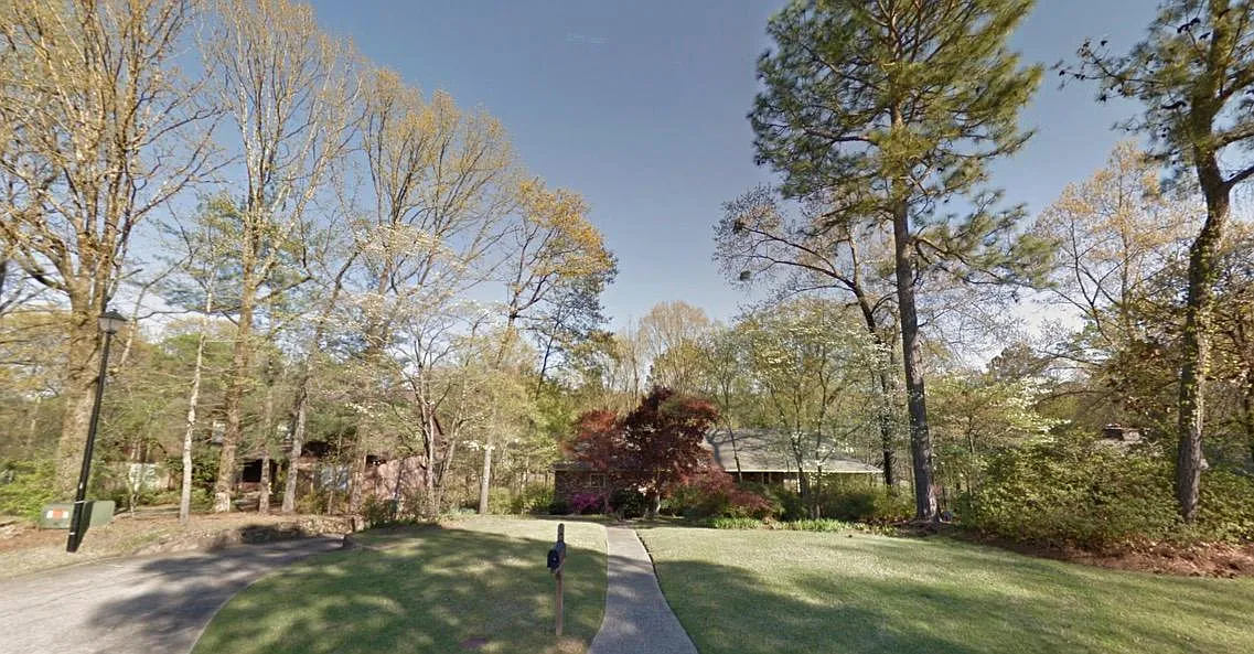 5125 Kirkwall Ln — Photo 1