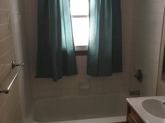main floor bath