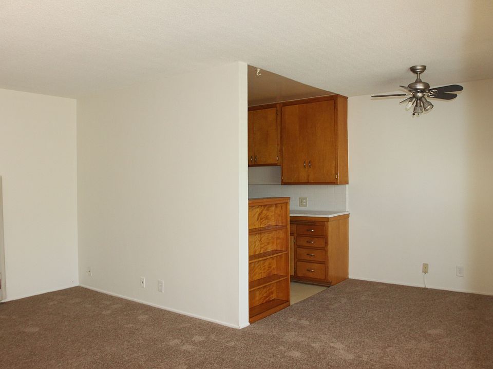 1st image of 1614 E 1st St APT 6