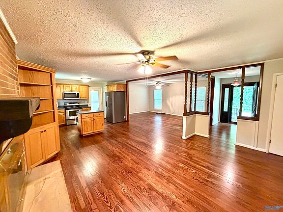 3rd image of 3582 Vistamont Cir S