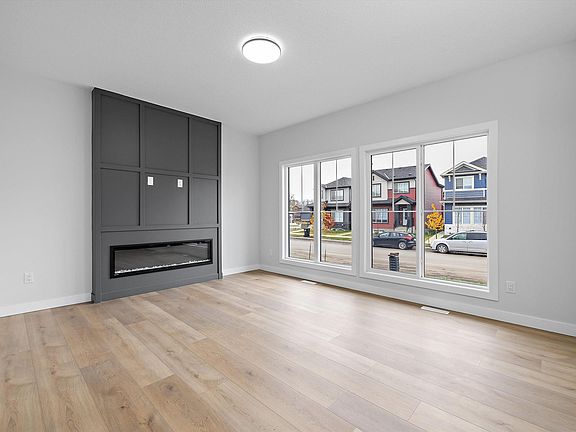 4th image of 273 Edgemont Rd NW