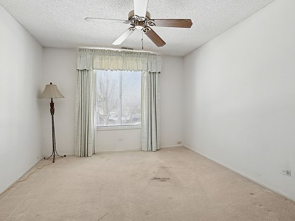 3rd image of 11121 Cottonwood Dr #9D