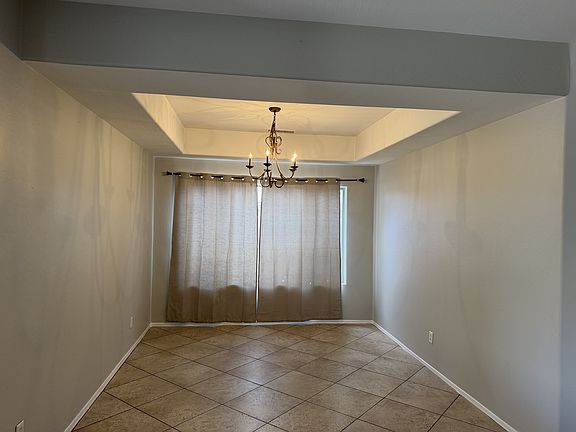 5th image of 5341 W La Salle St