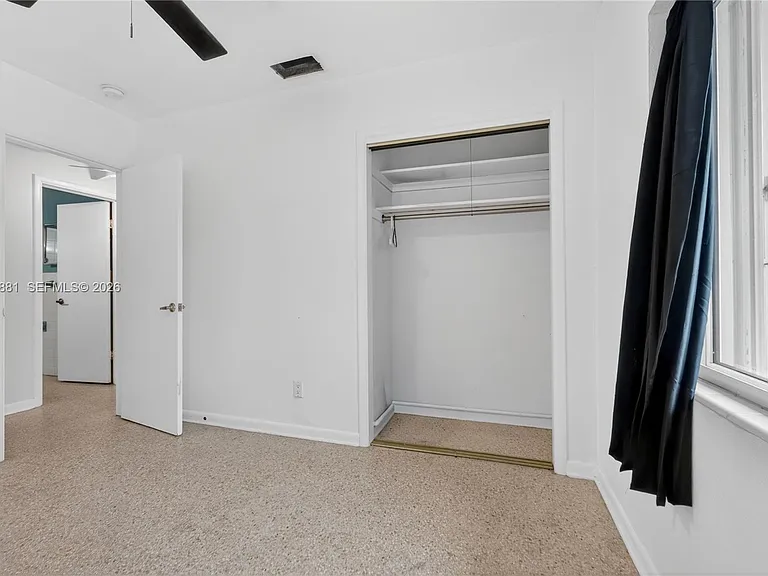 607 Coconut Ave N — Photo 12
