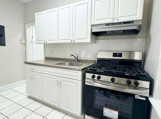 332 61st St #B33, West New York, NJ 07093