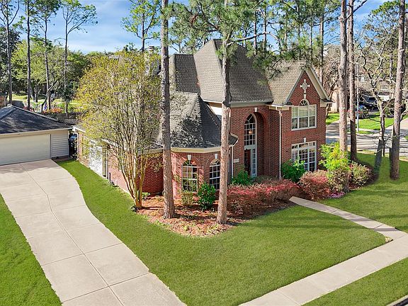 3rd image of 4110 Walnut Pond Dr