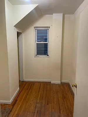 Rented by East Williamsburg Realty Inc | media 17