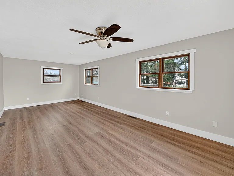 11966 Bluebonnet Ln — Photo 8