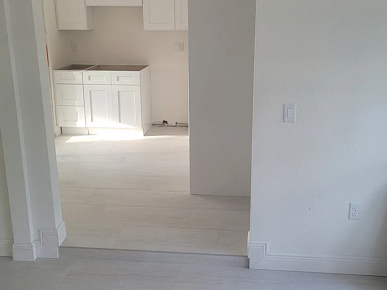 201 S Pegasus Ave — Photo 2
