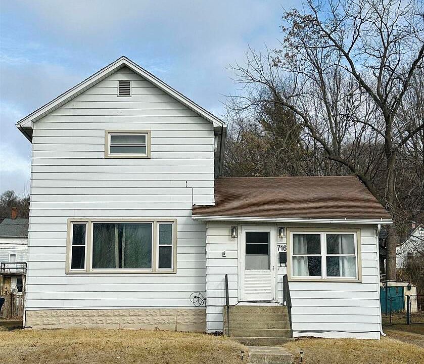 1st image of 716 Chicago Ave