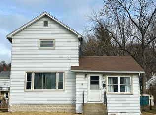 716 Chicago Ave, Savanna, IL 61074