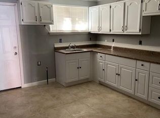 469 Centre St, Trenton, NJ 08611