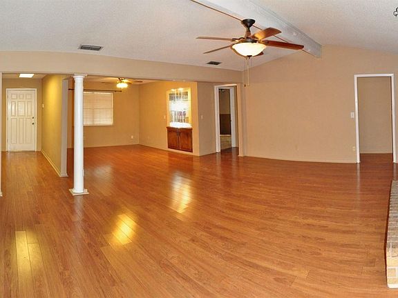 2nd image of 4303 S Leighton Cir