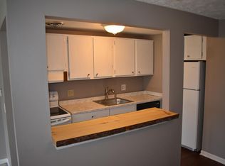 76 Parkwood Ln, Hilton, NY 14468