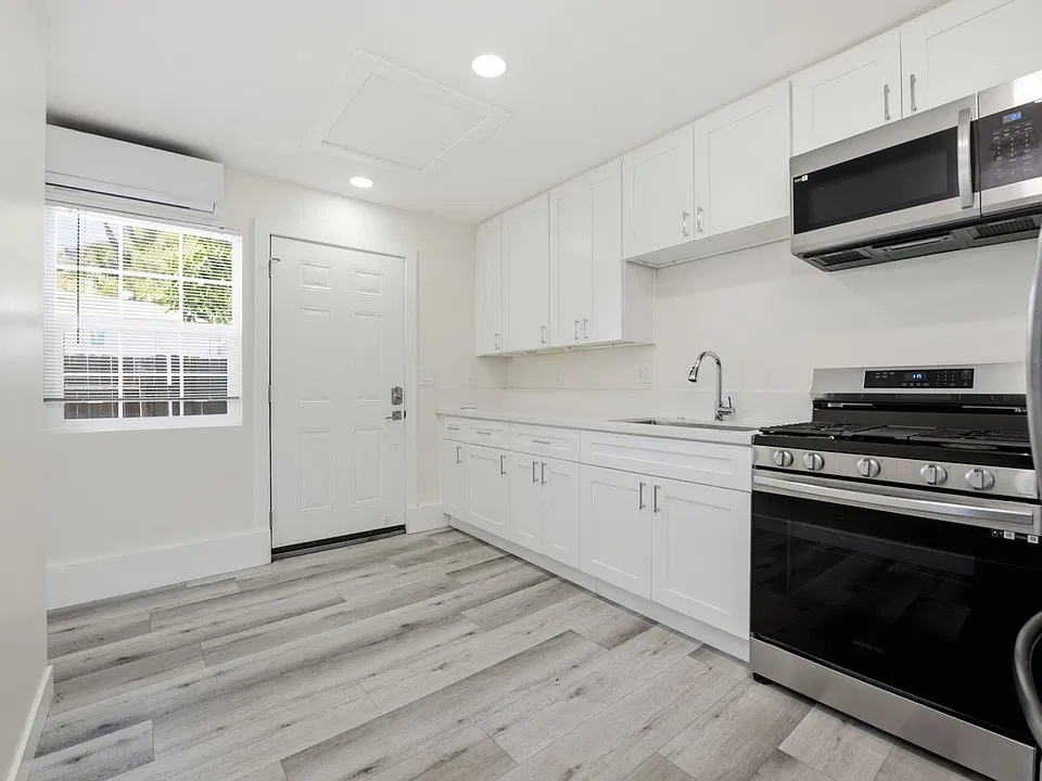 4953 Baja Ct