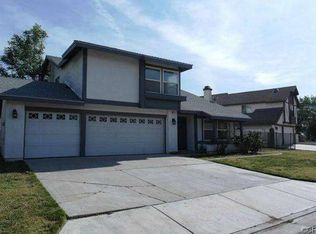 5852 Greens Dr, Riverside, CA 92509