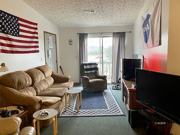 4th image of 247 W Union St APT 304C