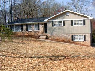 1388 Wildwood Dr, Acworth, GA 30102