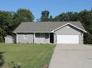 9329 Canterbury Ln, Omaha, AR 72662