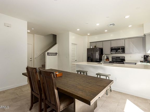 5th image of 2723 S Cavalier Dr Unit 102