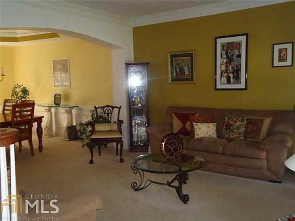 4th image of 4687 Cedar Wood Dr
